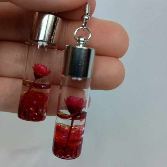 Handcrafted Barbiecore Elegant Red Floral Gift Earrings‎ (#0287) - Picture 3 of 5